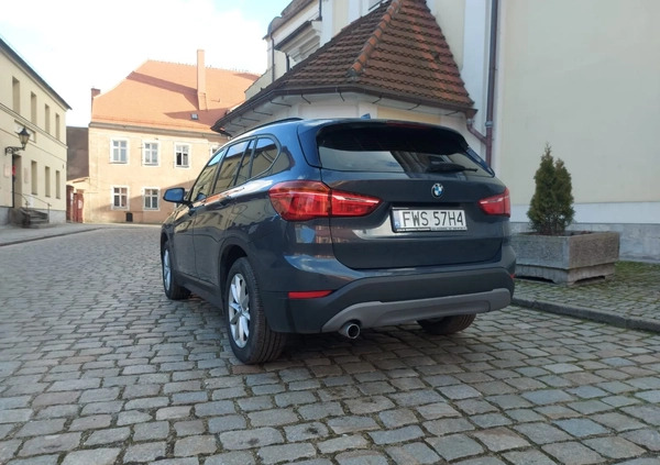 BMW X1 cena 77500 przebieg: 84000, rok produkcji 2017 z Wschowa małe 667